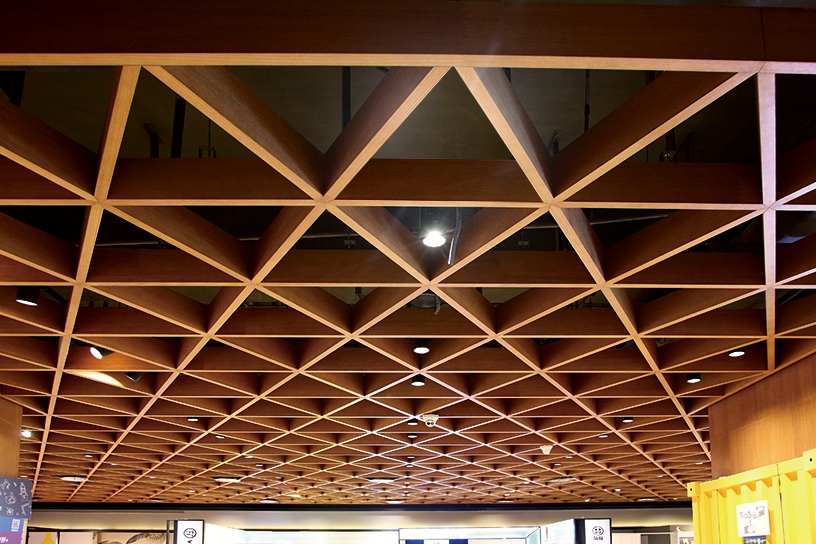 Why Aluminum Veneer Laminate Is the Top Fire-Rated Wood Alternative